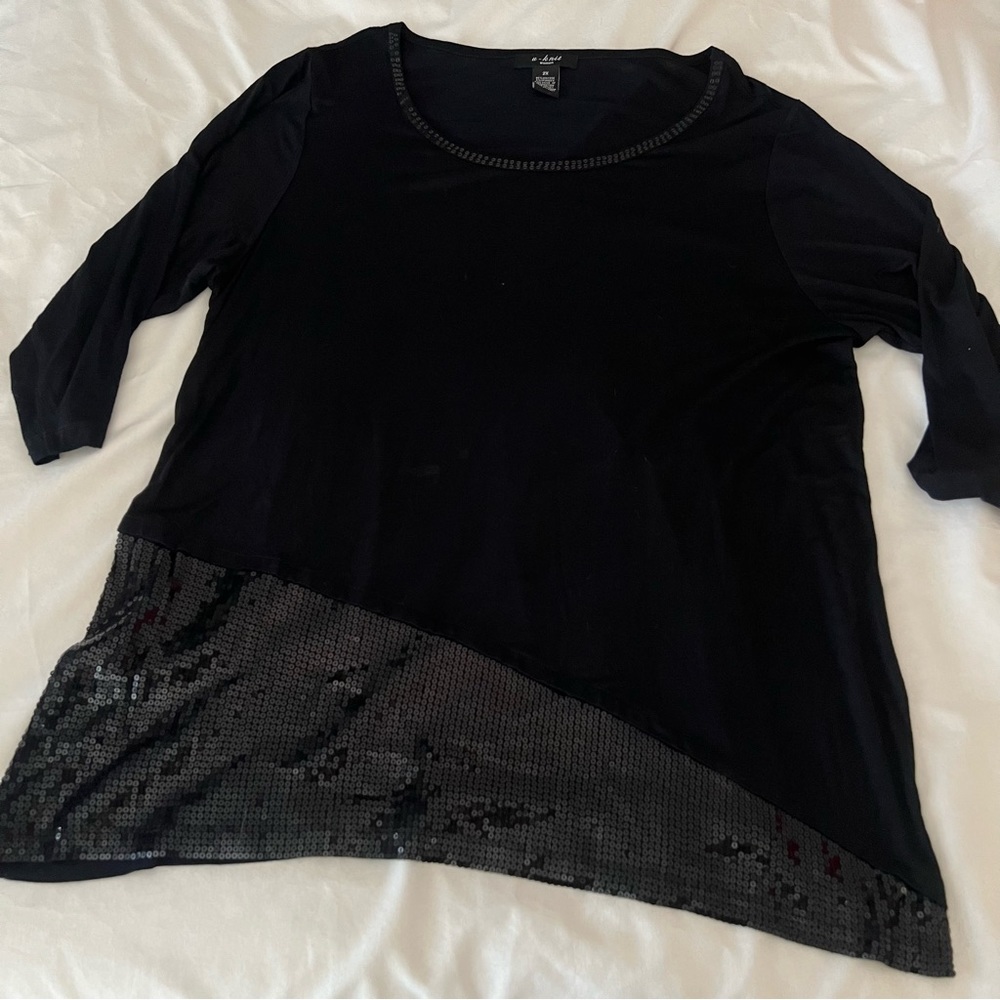 Black long sleeve sequence detailing top